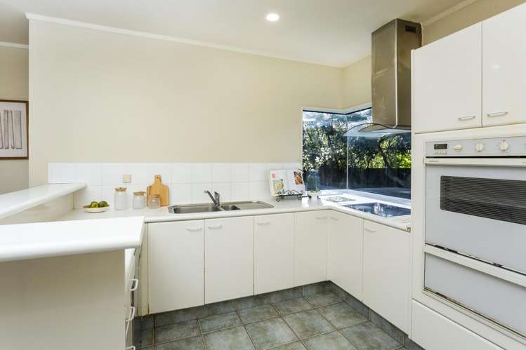 2/32 Centorian Drive Windsor Park_10
