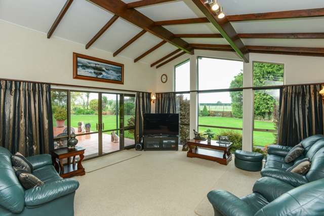 1182 Tikokino Road Waipawa_1