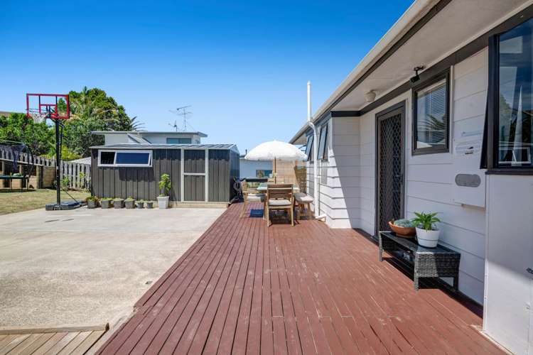 55 Polkinghorne Drive Manly_16