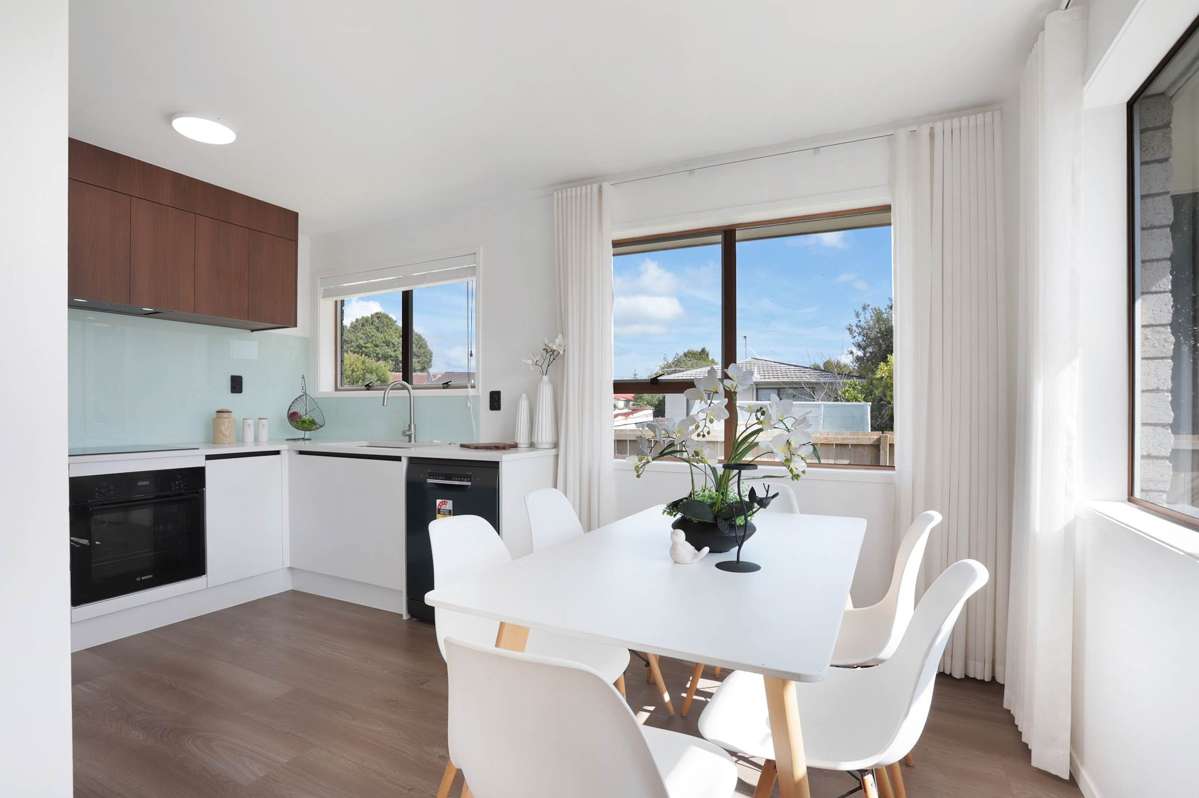 2/45 Blacklock Avenue_2