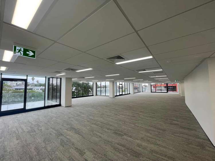 129 Hurstmere Rd Takapuna_5