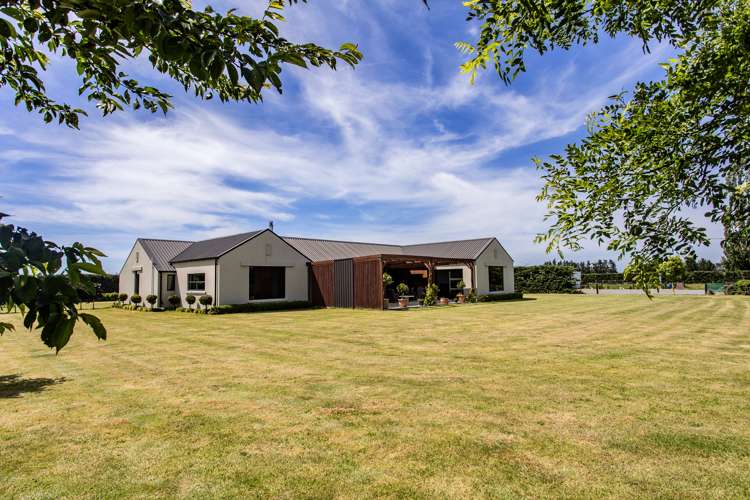 447 Oxford Road Fernside_19