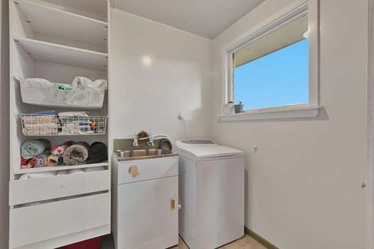 45 Carters Road Aranui_12