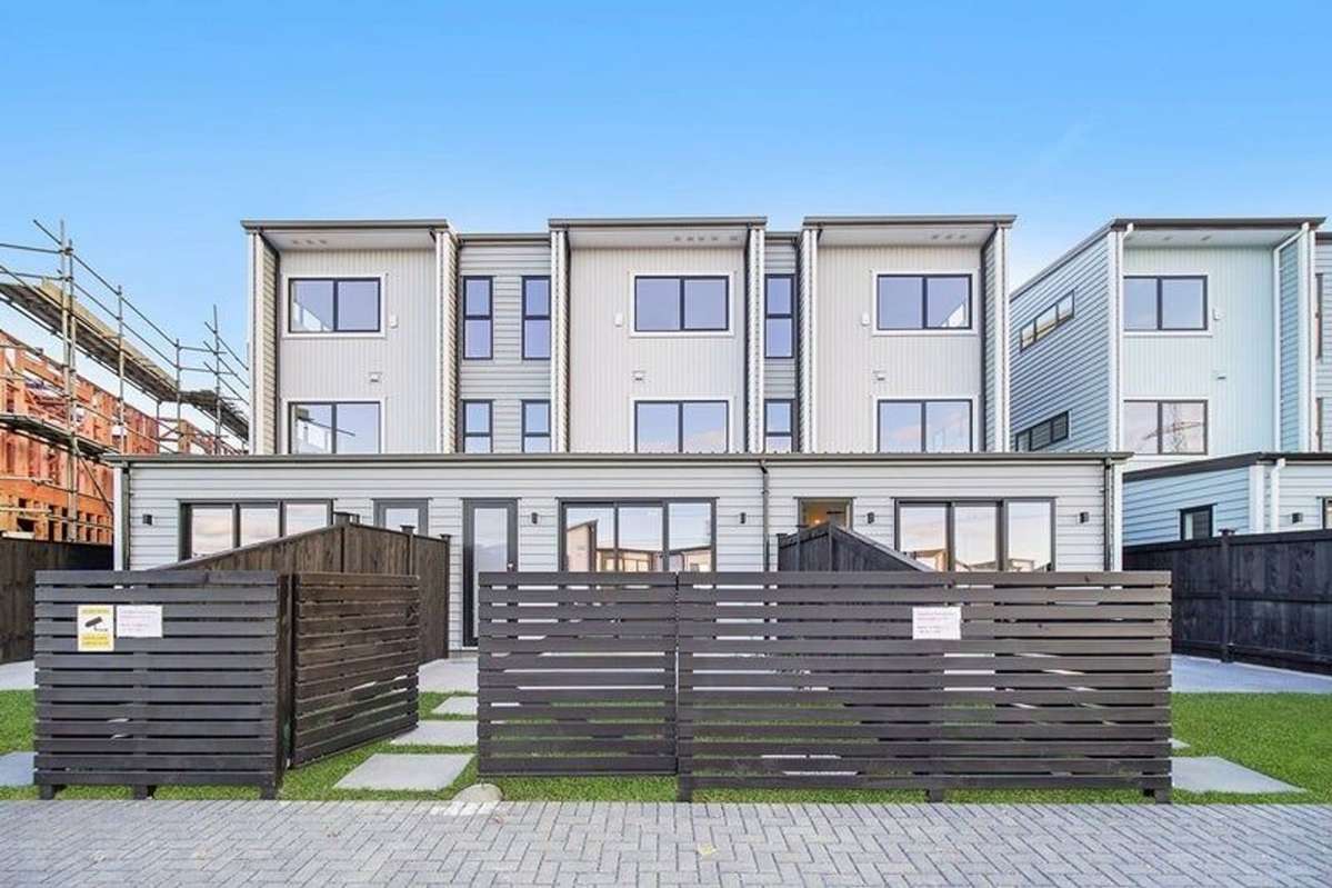 141 Bremner Road_0