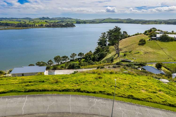 6 Emay Crescent Pahi_6