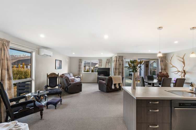 21 Risinghurst Terrace Lower Shotover_11