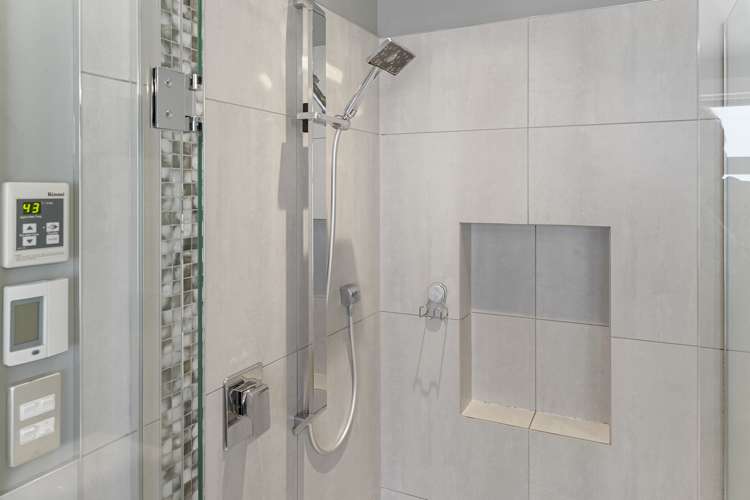 6 Collins Road Richmond_15