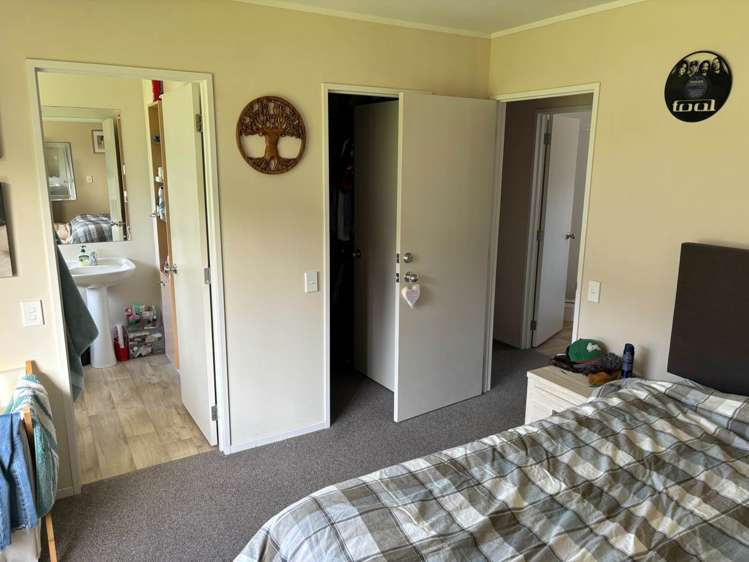 11 Albacore Way Maraetai_5