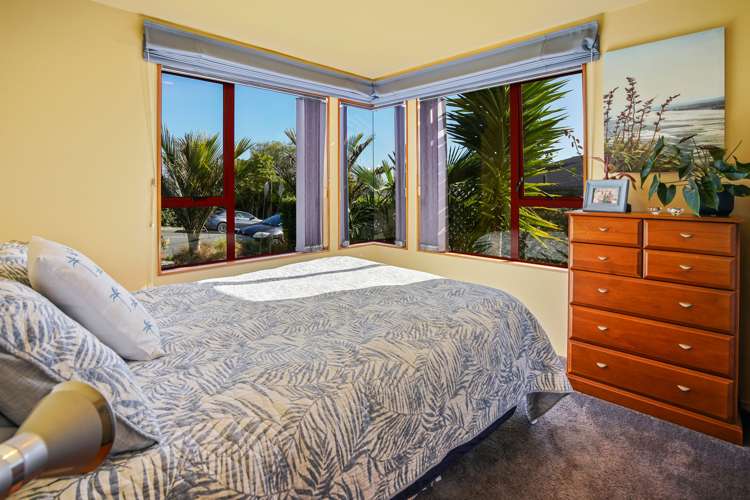 321 Princes Drive Britannia Heights_10