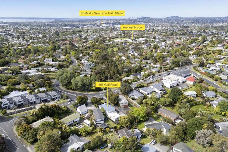 188 Golf Road Titirangi_26