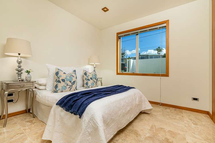 27 Oban Road Browns Bay_17