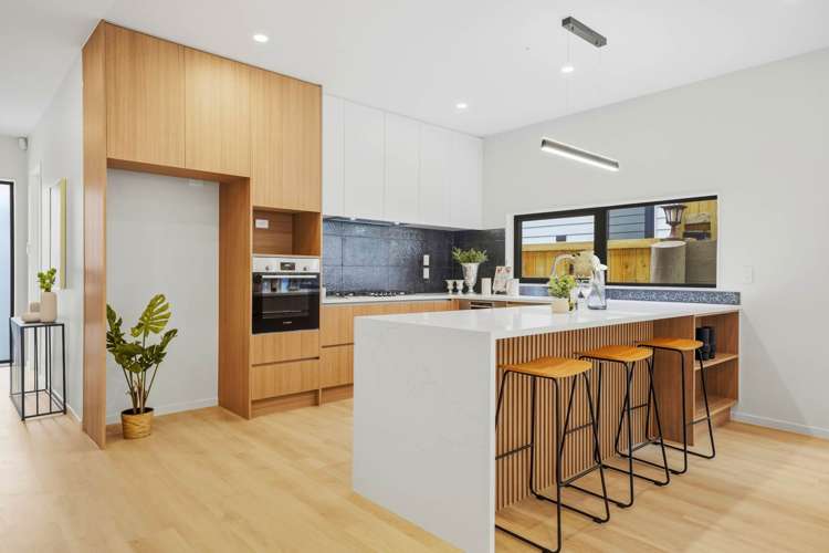 9 Whakairo Crescent Gulf Harbour_5