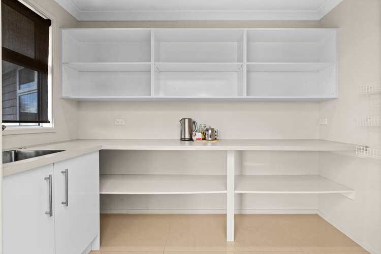 11 Sue Place Mahora_6