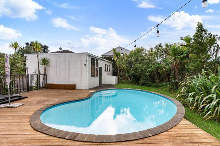 68 Raleigh Road Northcote_7