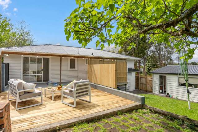 Home & Income on 731m² Freehold Land