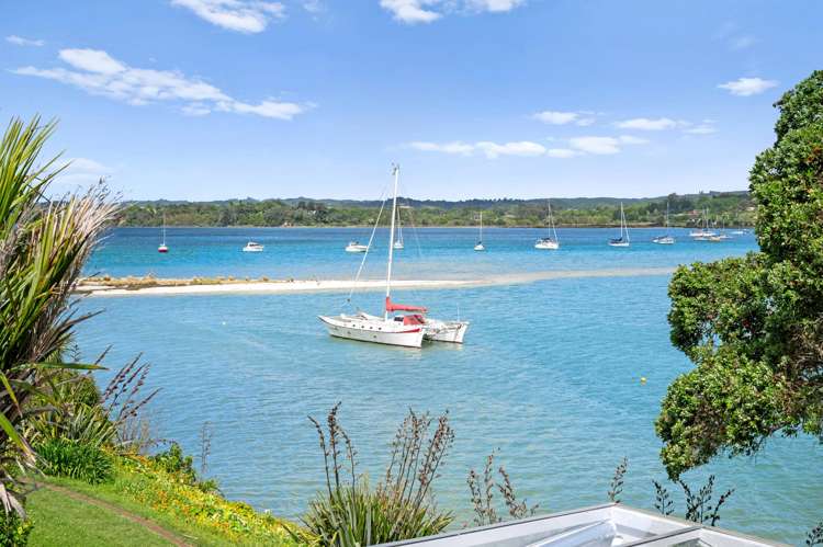 59 Pohutukawa Avenue Shelly Park_26