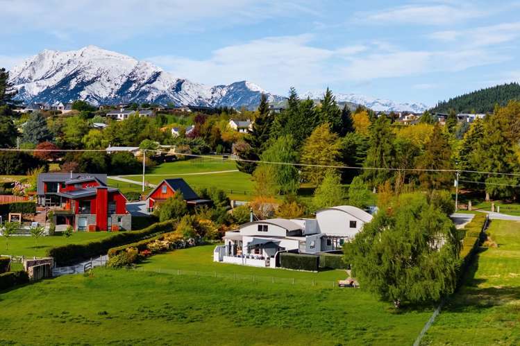 302 Beacon Point Road Wanaka_14