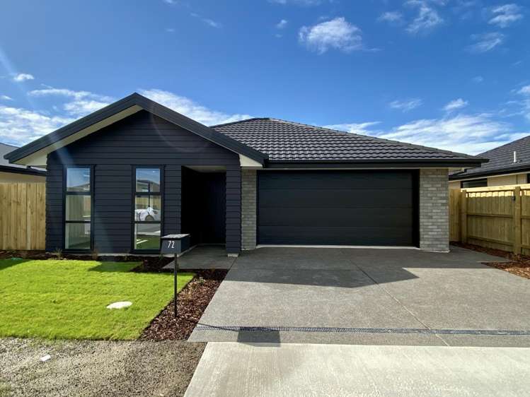 72 Crossley Avenue_0
