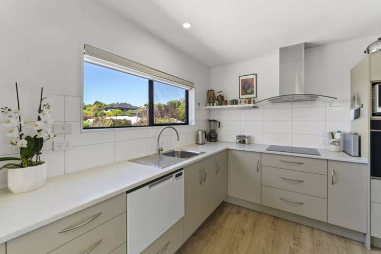 6 Perry Way_1