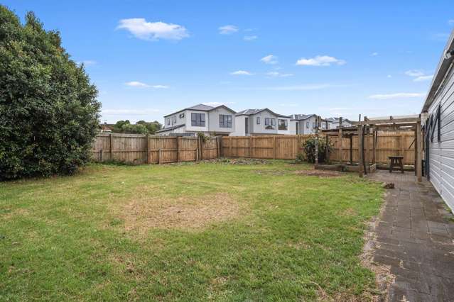 9 Larsen Road Panmure_4