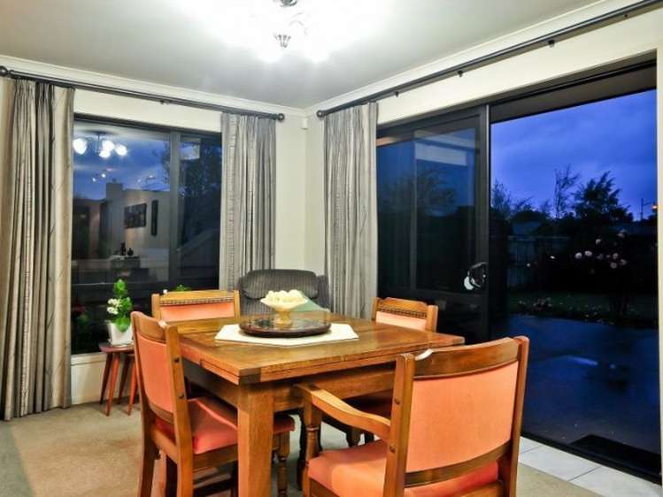 1 Belgrave Court Huntington_11