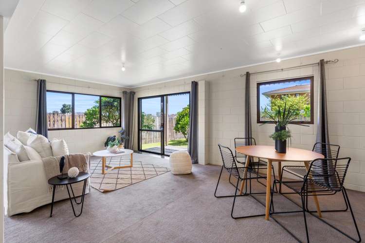 102 Pillans Road Otumoetai_3