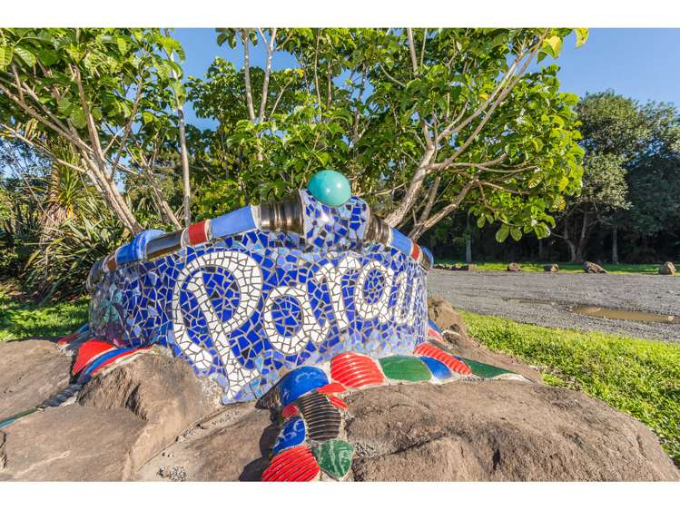 693 Huia Road Parau_11