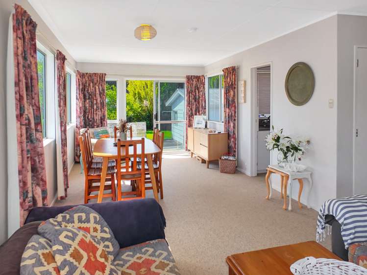 7 Hennessy Street East_5