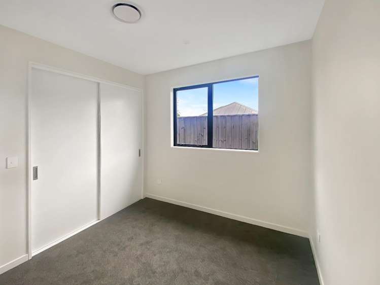 57 Ashurst Crescent 11103_8