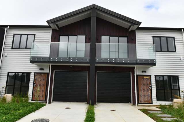 Brand New, Stylish Living in Prime Albany Location