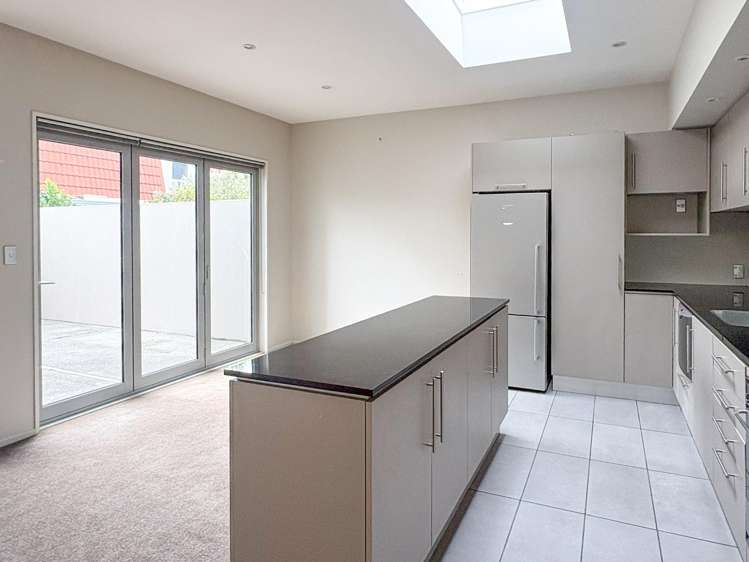 30 Rhodes Street Merivale_2