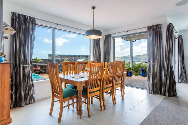 127 Endeavour Drive Whitby_7