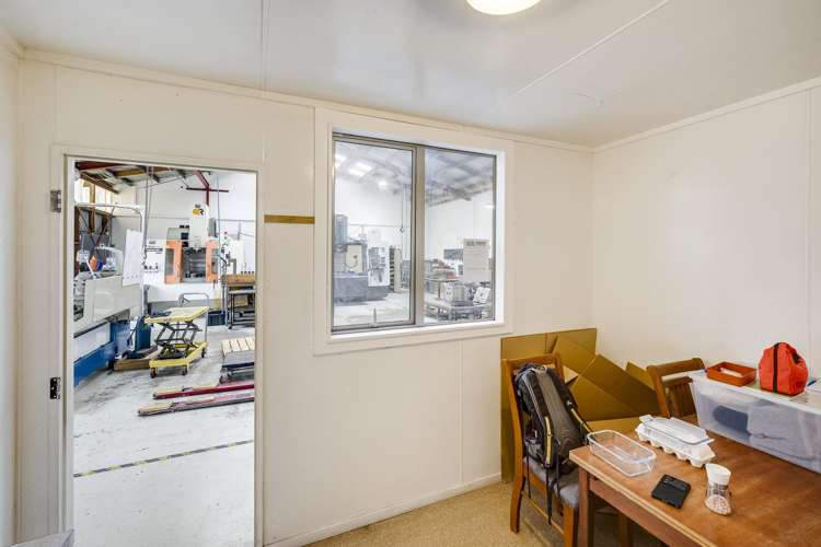 104 Niven Street Onekawa_13