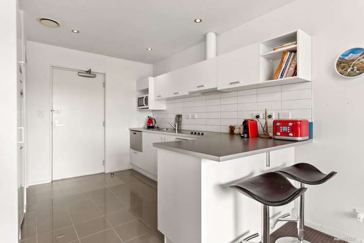 B13/60 Masons Road Oteha_2