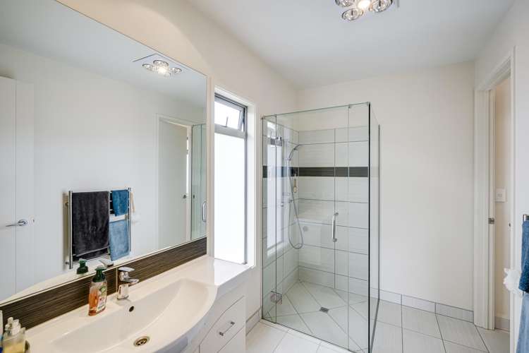 72 Orotu Drive Poraiti_12