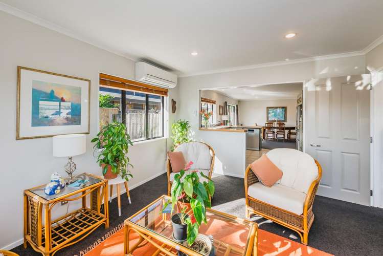153 Milne Drive Paraparaumu_6