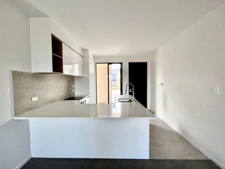 3/535 Swanson Road Henderson_3