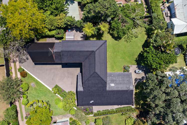 8a The Drive Epsom_21