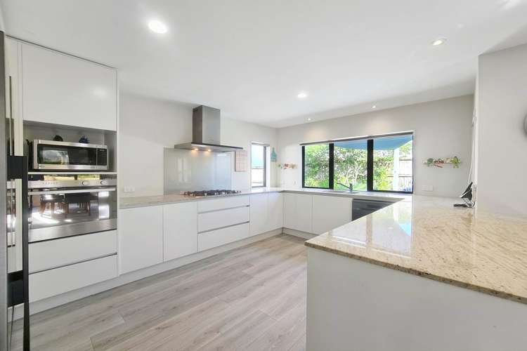 37 Amaretto Avenue Flat Bush_2