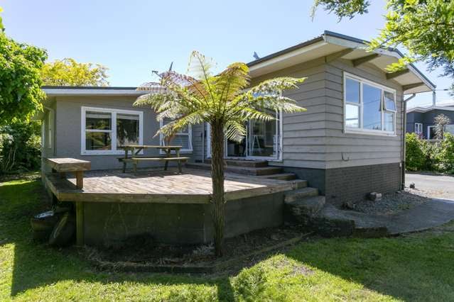 2/196 Tamamutu Street Taupo_1