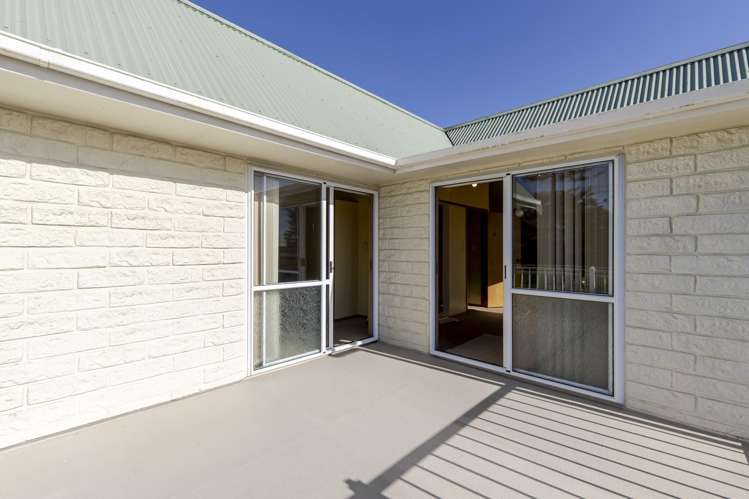 85 Queen Street Waitara_25