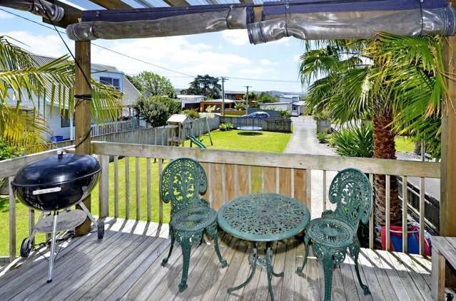 47 Pohutukawa Avenue Red Beach_2