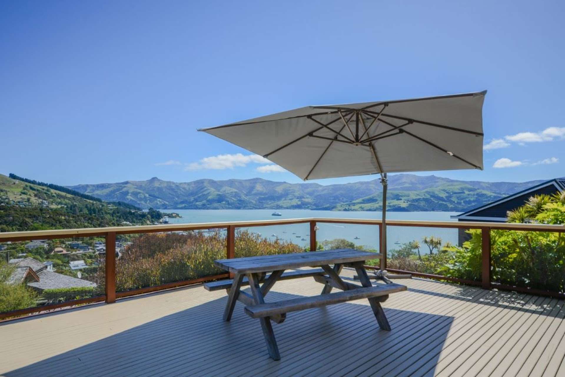 17 Settlers Hill Akaroa_0