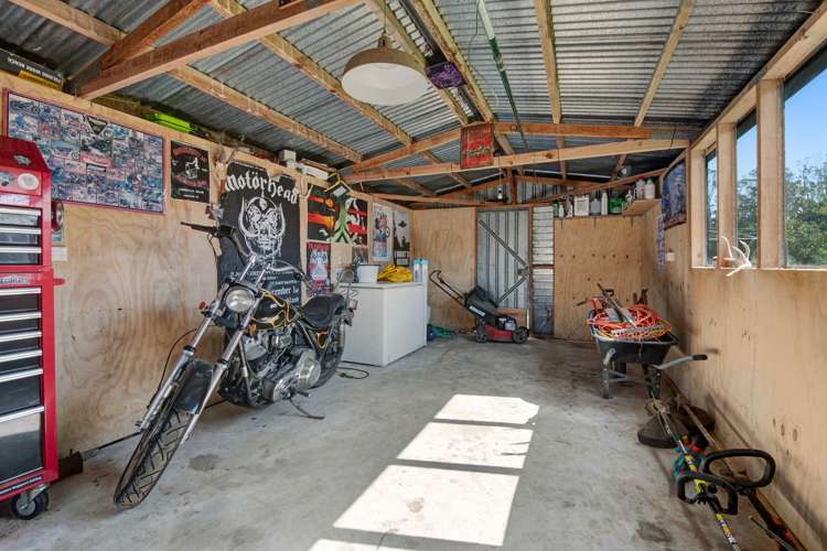 215 Parkhurst Road Parakai_19