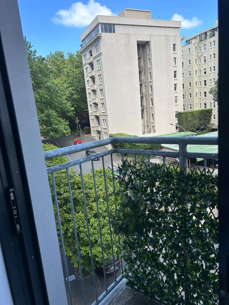 503/36 Eden Crescent 10015_16