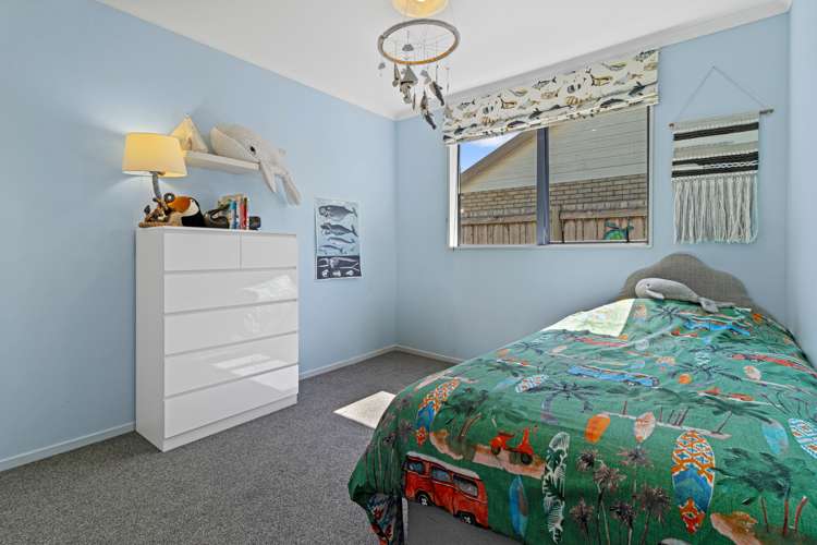 38 Diomede Glade Flagstaff_8