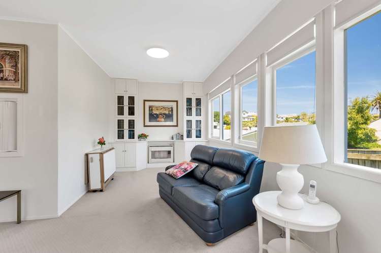 84 Great North Road Saint Johns Hill_23