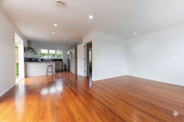 28 South Lynn Road Titirangi_3