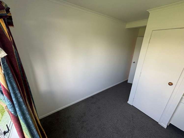 Room 7 28 Court Crescent Panmure_4