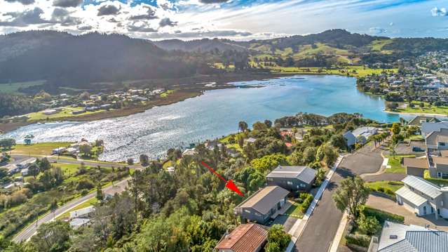 8 Ridge Road Tairua_1